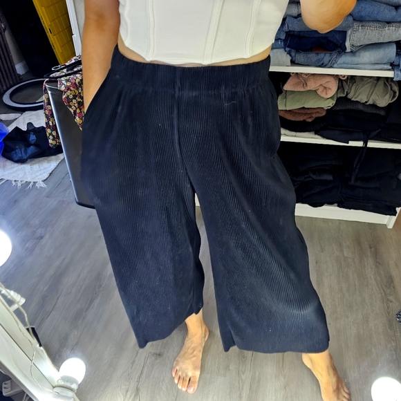 Zara black culotte pants - Picture 3 of 6